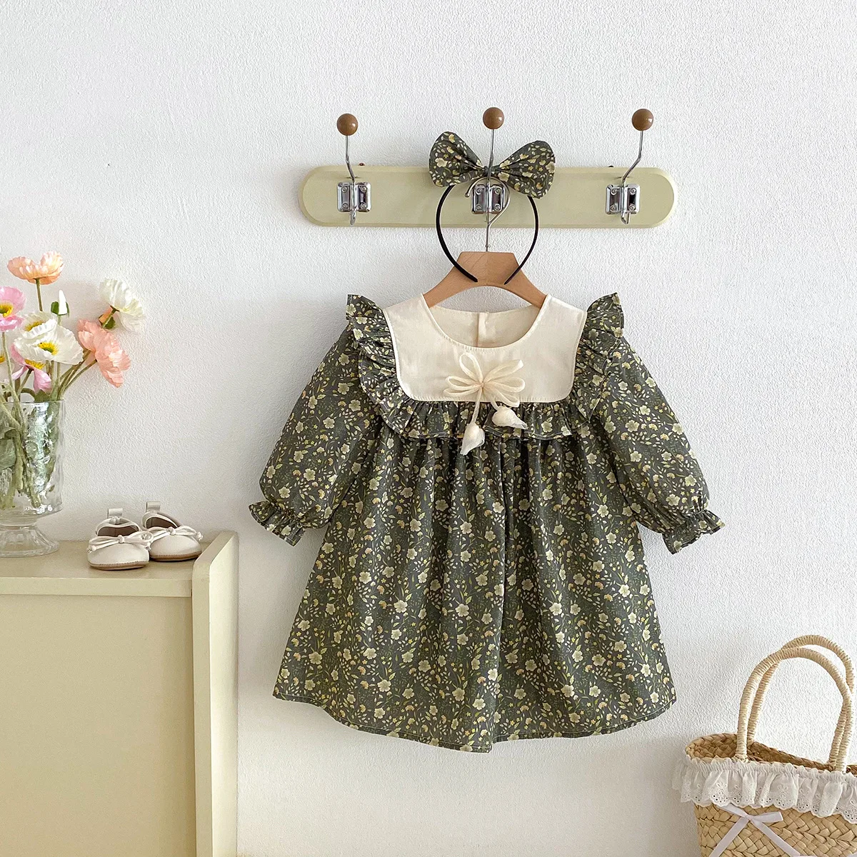 

2026 Spring Korean Style Toddler Girl Long Sleeve Dress Sweet Ruffle Princess Outfit Green Floral Casual Party Wear for Kids
