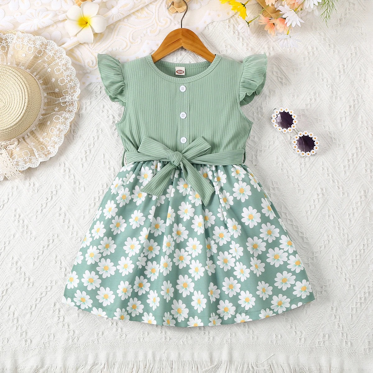 

Summer Girls' Leisure Pit Knitted Button Decoration Splicing Flower Full Print Round Neck Small Flying Sleeve Dress