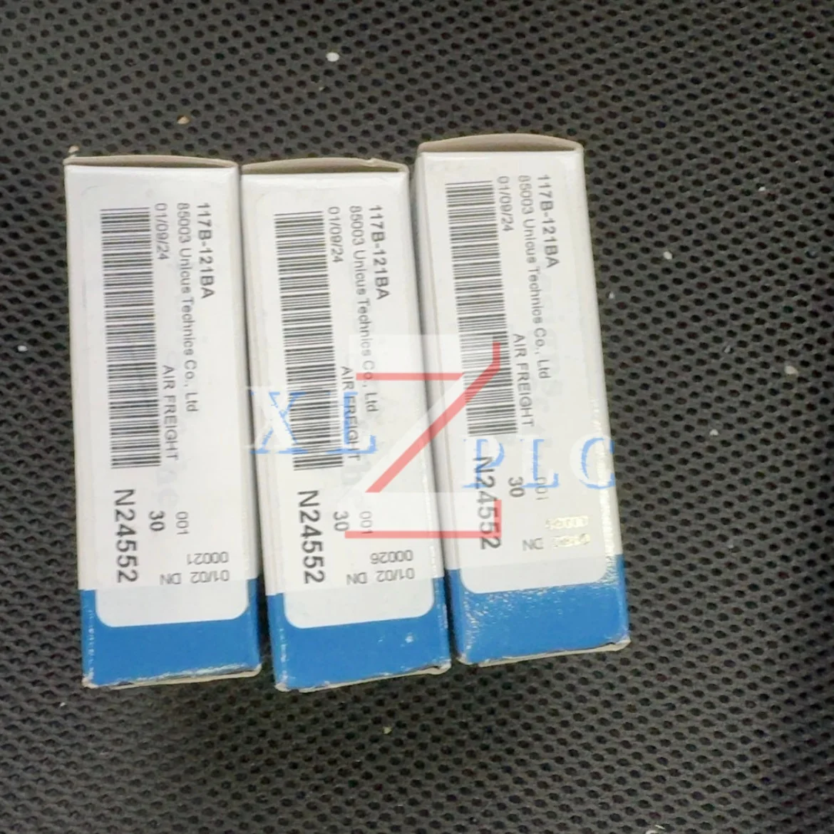 

117B-121BAAA 117B-291BAAA 117B-291JA 117B-291JJ new in box solenoid valve