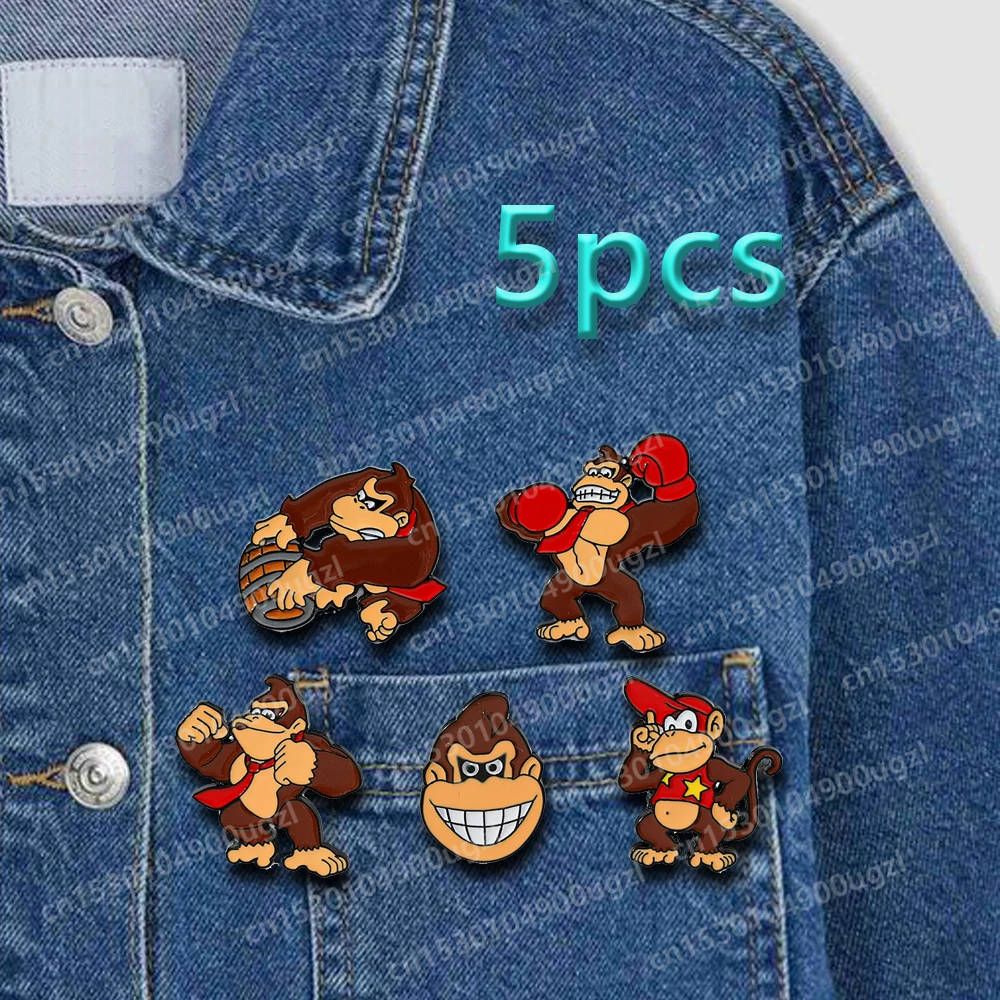 

Marios Brothers Game Cartoon Character Peripheral Cute Donkey Kong Brooch Lapel Pins Decorative Clothing Exquisite Metal Badge