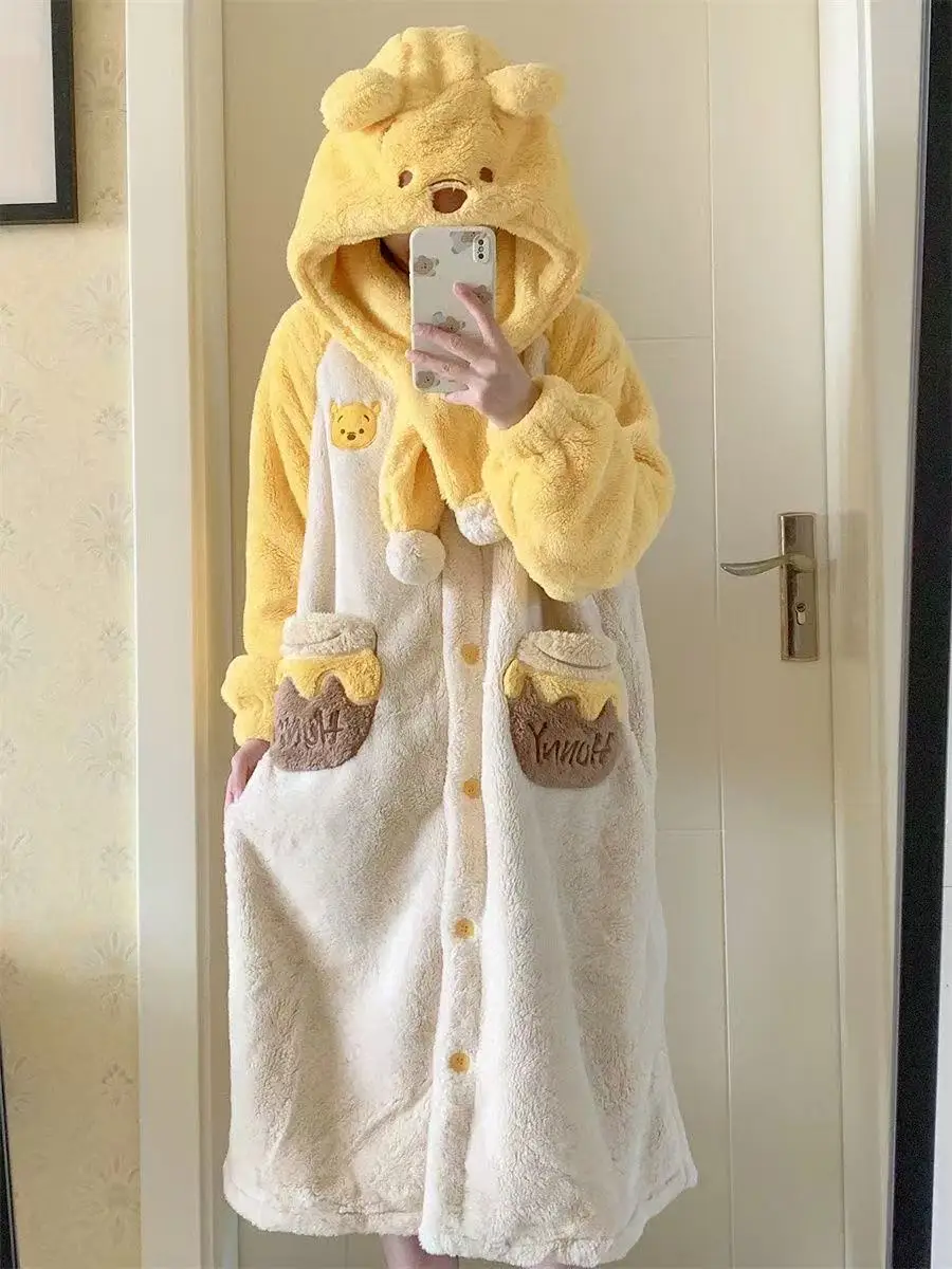 

Sweet PomPomPurin Anime Sanrio Ins Kawaii Fashion Velvet Thick Pajamas Cute Cartoon Soft Wearing Nightgown Home Cloth Gifts