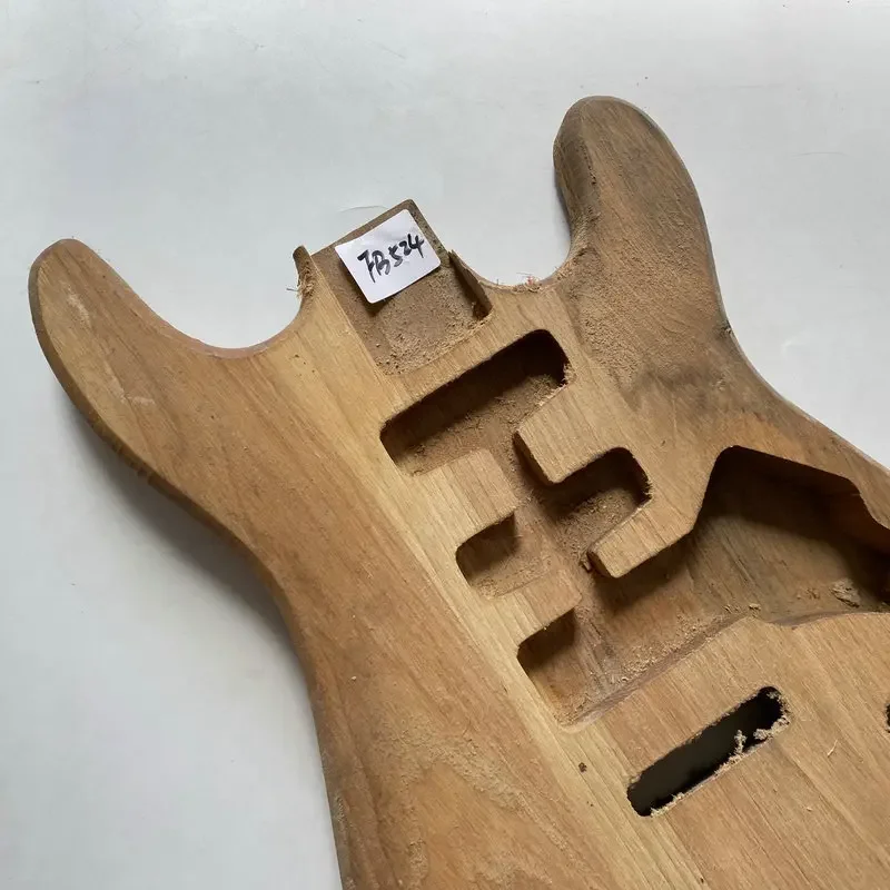 FB325 Natural Solid Alder Wood Tremolo Bridges Electric Guitar Body for 6 String ST Guitar Replace SSH Pickups Wood With Scar