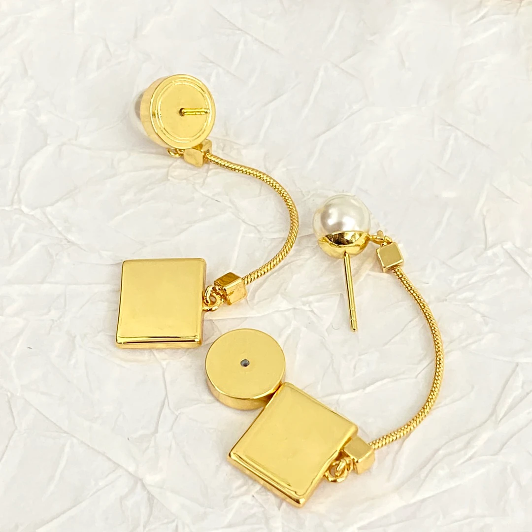 

Elegant Golden Square Pearl Dangle Stainless Steel Earrings Women Trendy Fashion Geometric Tassel Chain Pendant Jewelry Women