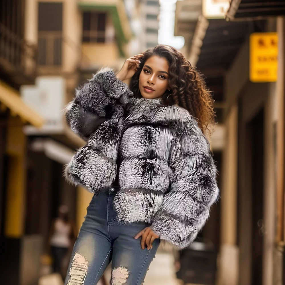 2024 Winter New Silver Fox Fox Fur Fur Coat Women's Short Stand Collar Fashion Warm Real Fur Coat Winter Popular Style