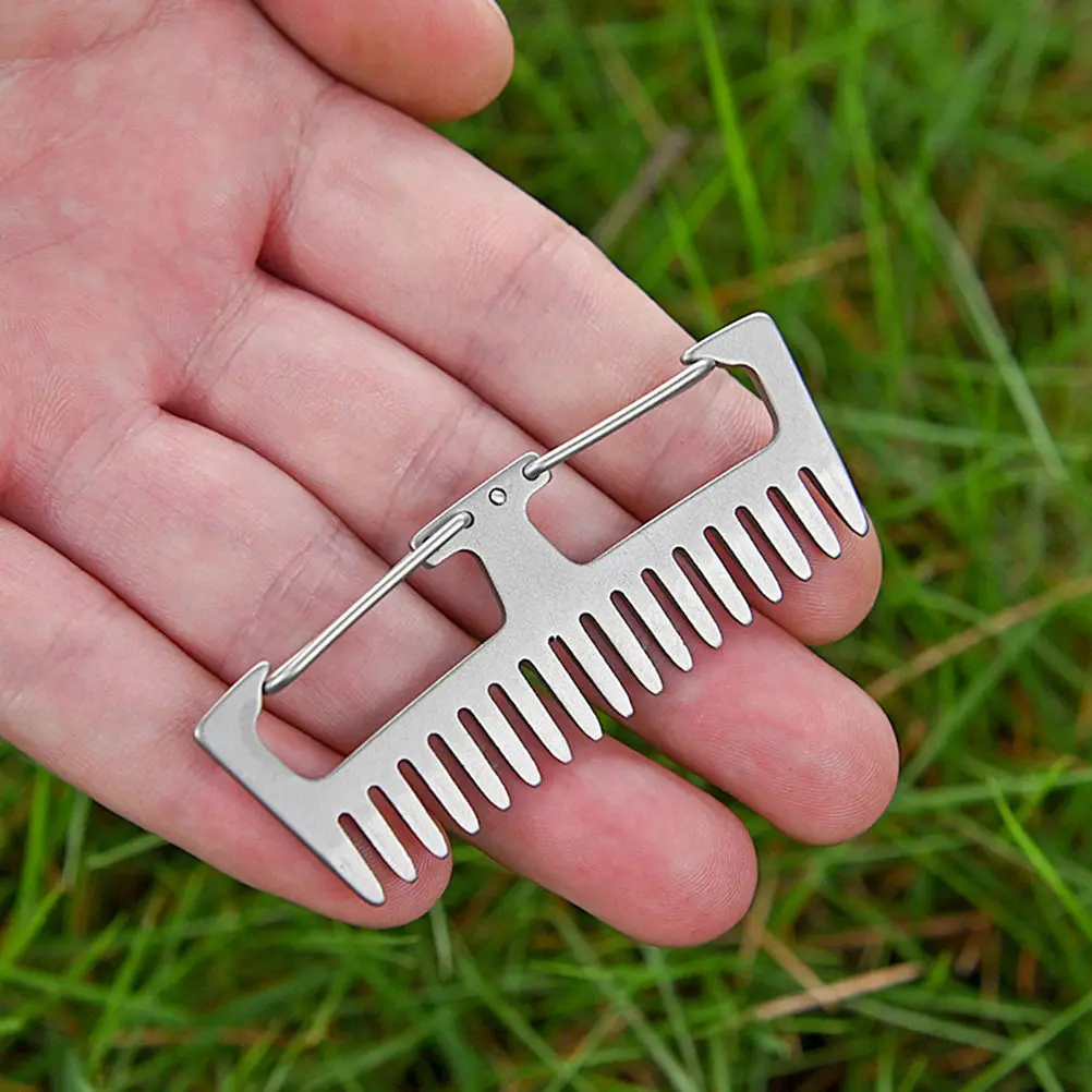 1Pcs Outdoor Titanium Alloy Comb Portable Anti-Static Lightweight Multi-Function Travel Comb Keychain Tool Outdoor Supplies