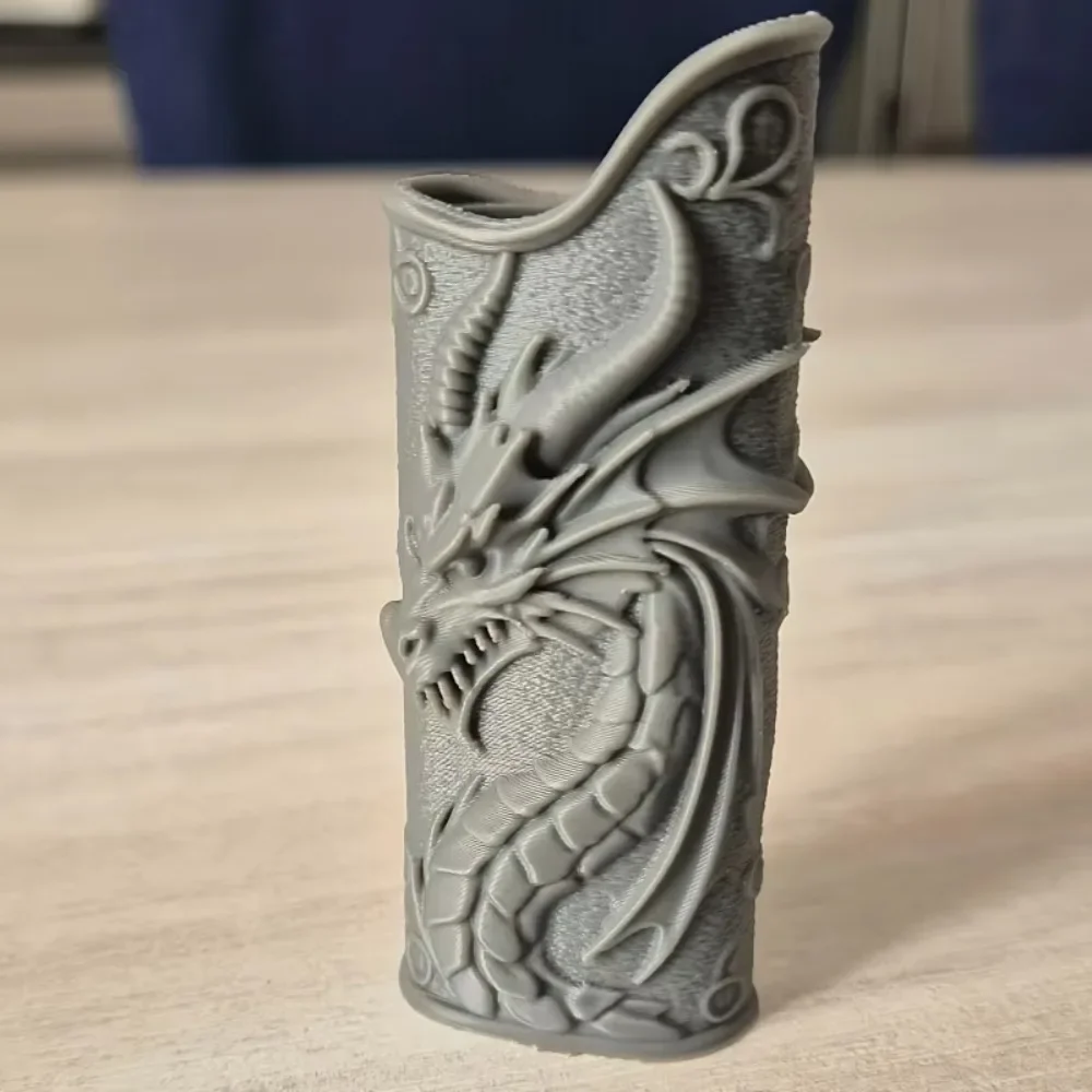 Fun 3D Dragon Shaped Lighter Case Compatible with Bic Standard Lighter Bar Smoking Accessories Fashion Pocket Decoration