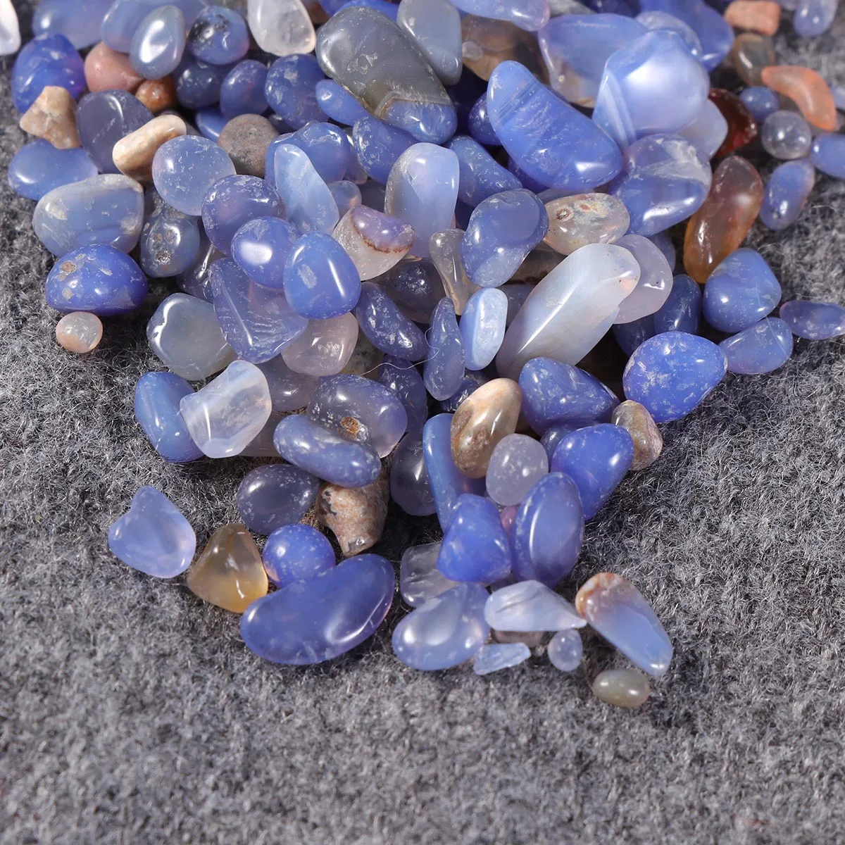 

2 Packs Tumbled Stones Natural Non toxic Gravel for Fish Tank Aquarium Crystal Decor Home Office DIY Craft Water Purification