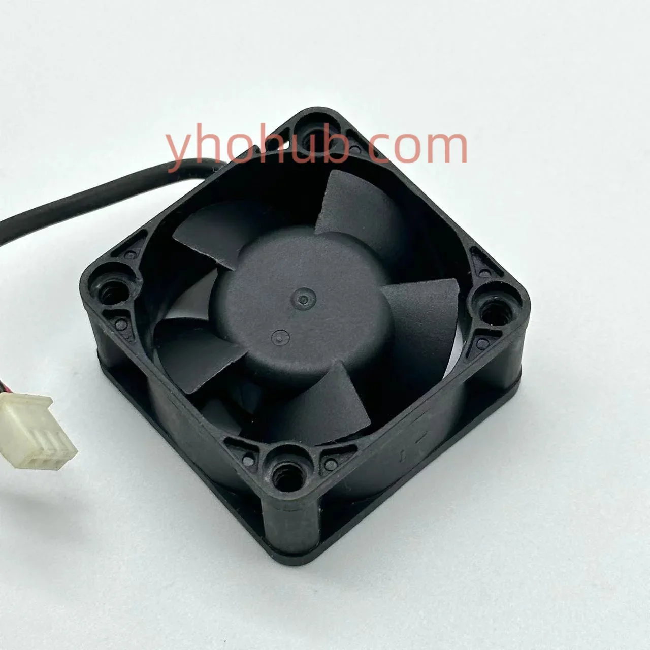 Jamicon KF0420B1HSSR DC 12V 1.6W 40x40x20mm 3-Wire Server Cooling Fan