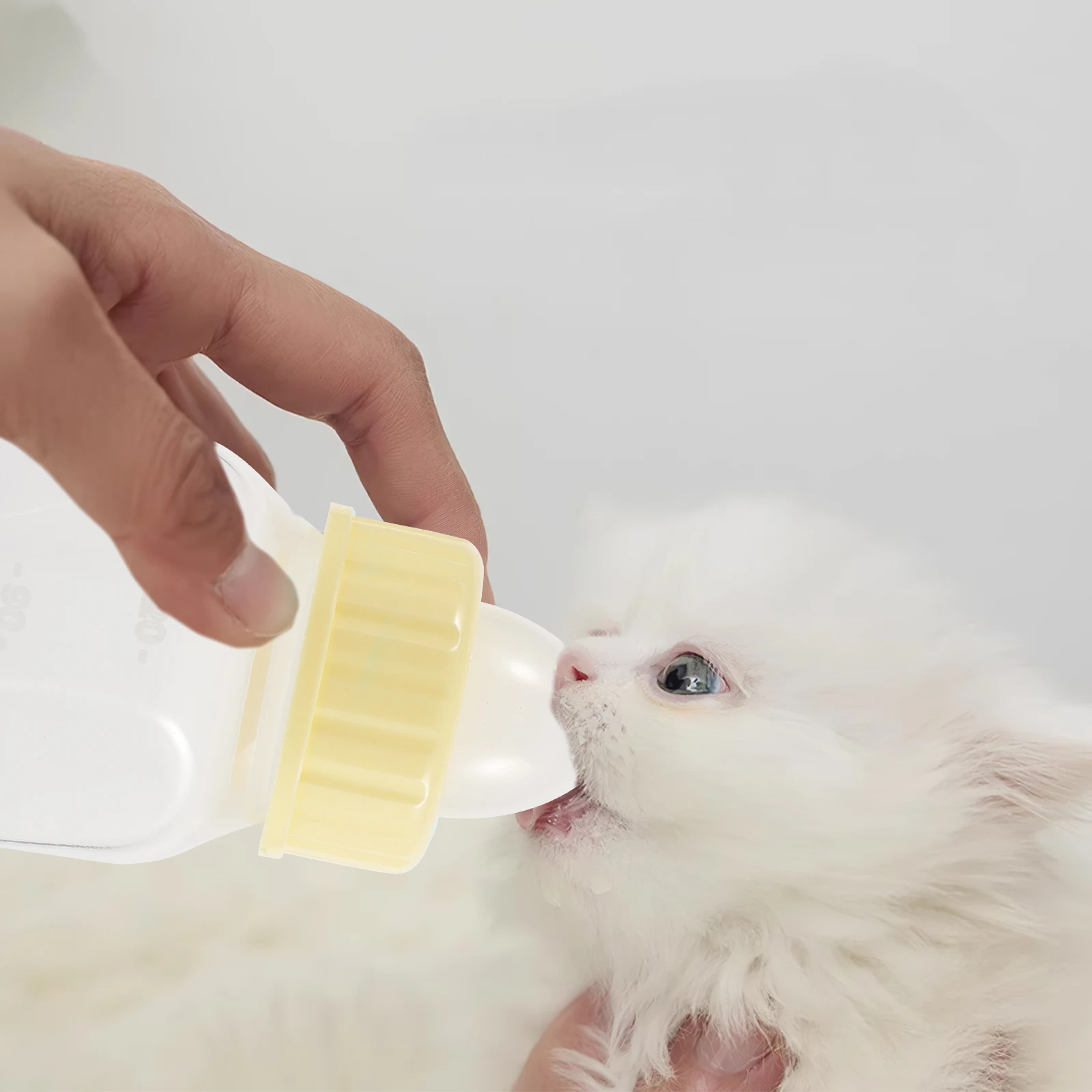 

Kitten Bottle 120ml Yellow Puppy Feeder Pet Pacifier Bottles for Nursing Puppy Kitten Lamb Hamster Pigs Portable