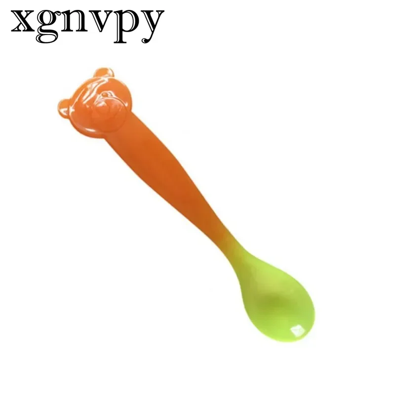 Xgnvpy Baby Bear cuchara de alimentación con detección térmica, utensilio que cambia de Color, artículos para bebés, 1 unidad