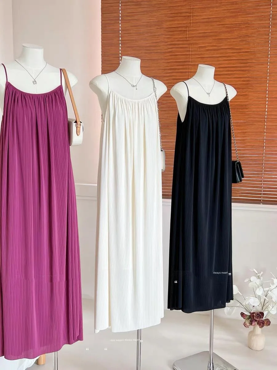 New halter dress Korean version of the simple thin pleated long dress women\'s halter nightgown long skirt nightgown homewear