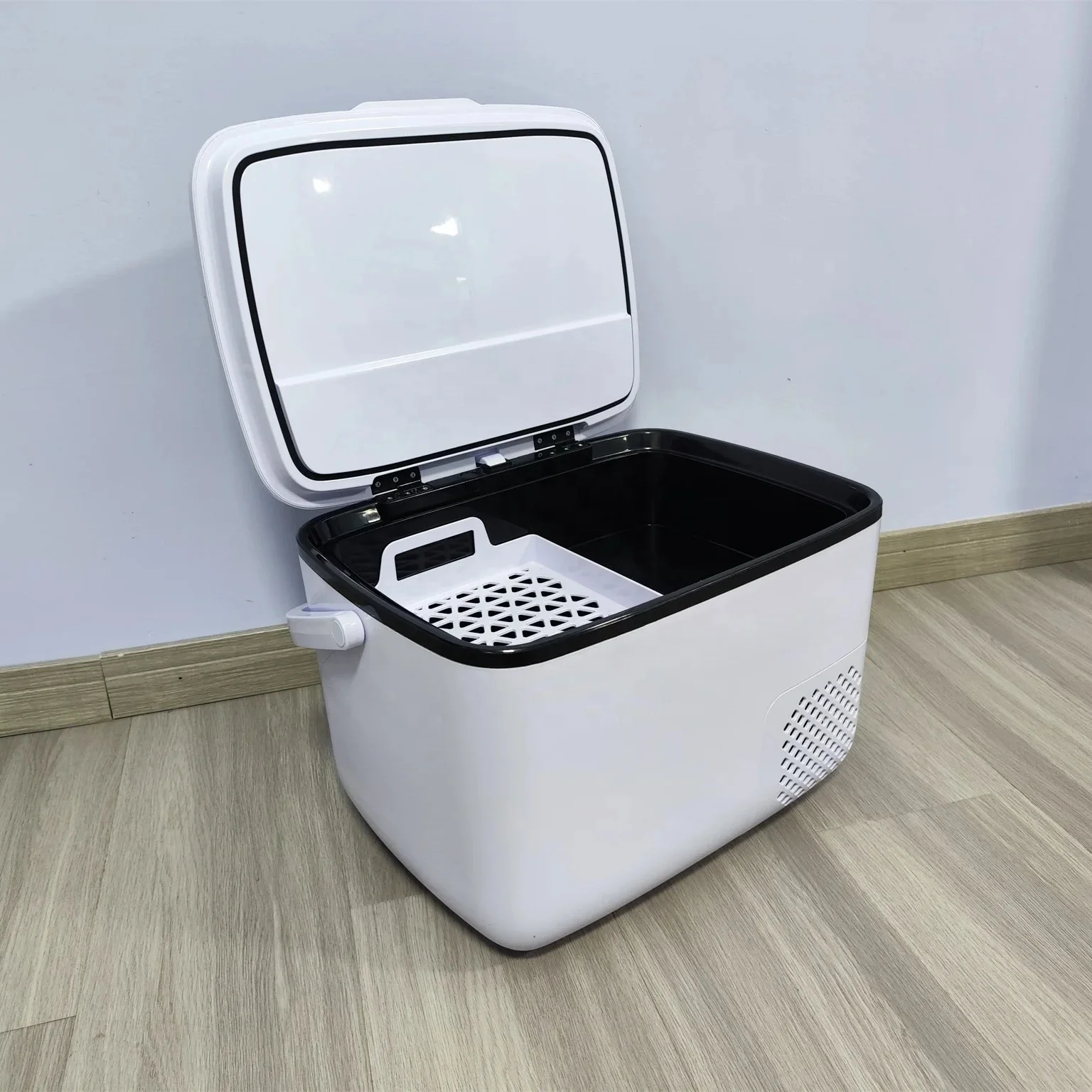 

2024 New 16L 12v Outdoor fridge compressor Refrigerator For Camping car and truck use