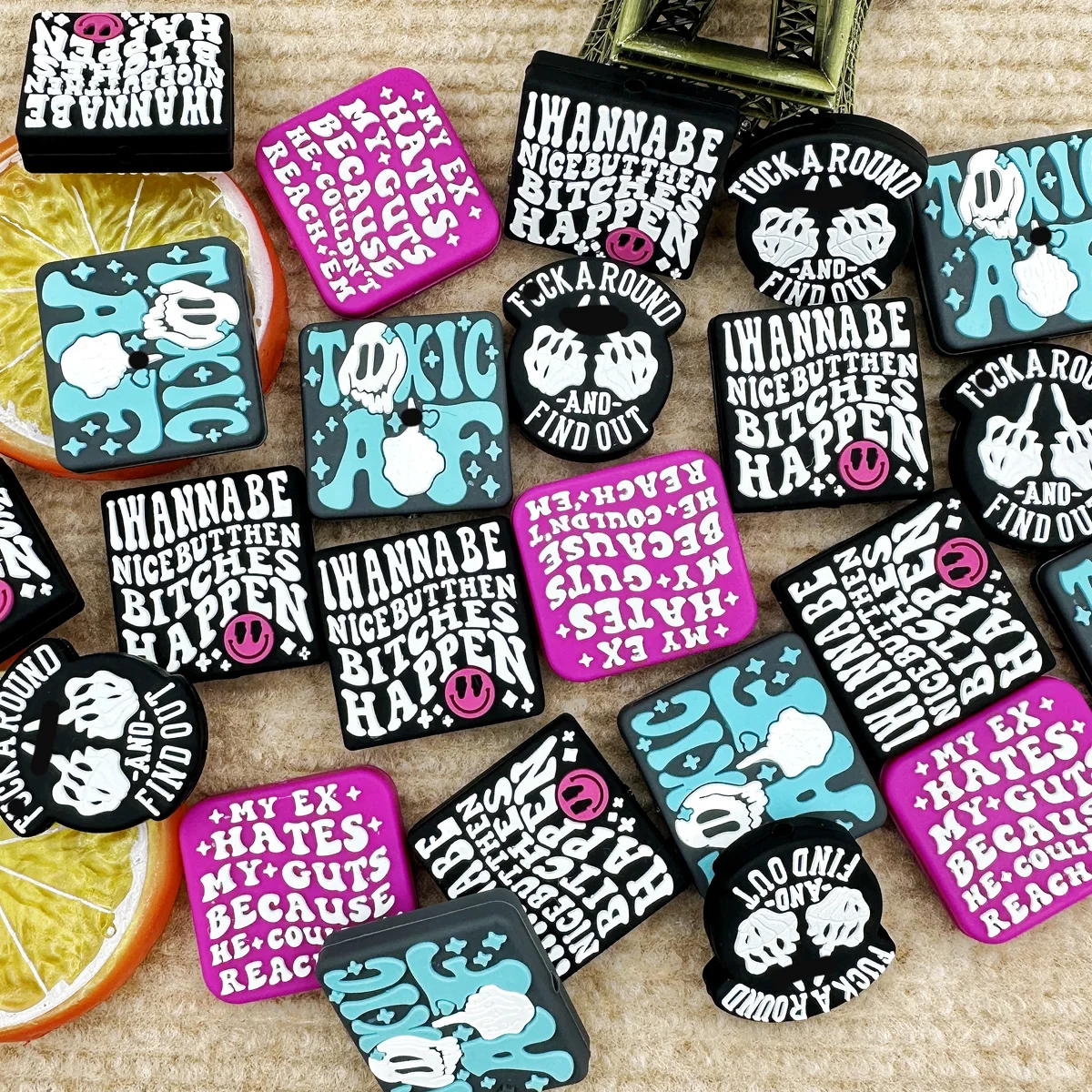 10PCS Silicone Focal Beads Skeleton Skull Beads for DIY Beaded Pen Keychain Wristlet Jewelry Making Supplies