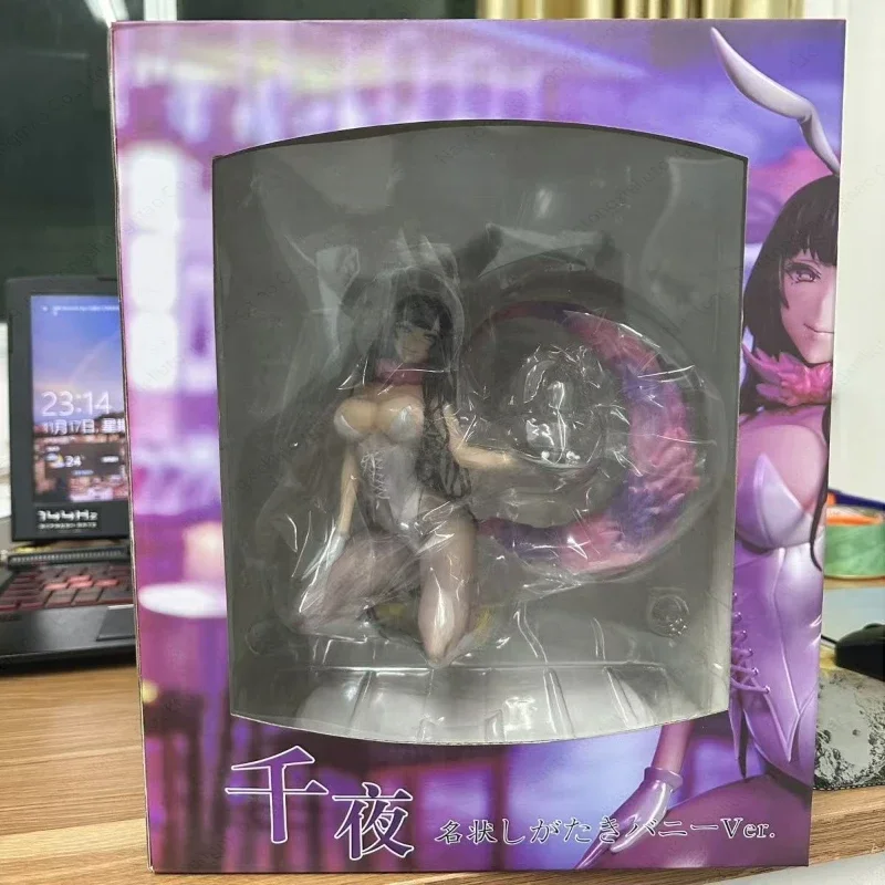 Qianye Indescribable Devil Sister Bunny Girl Hand Model Ornament Action Figure Gift