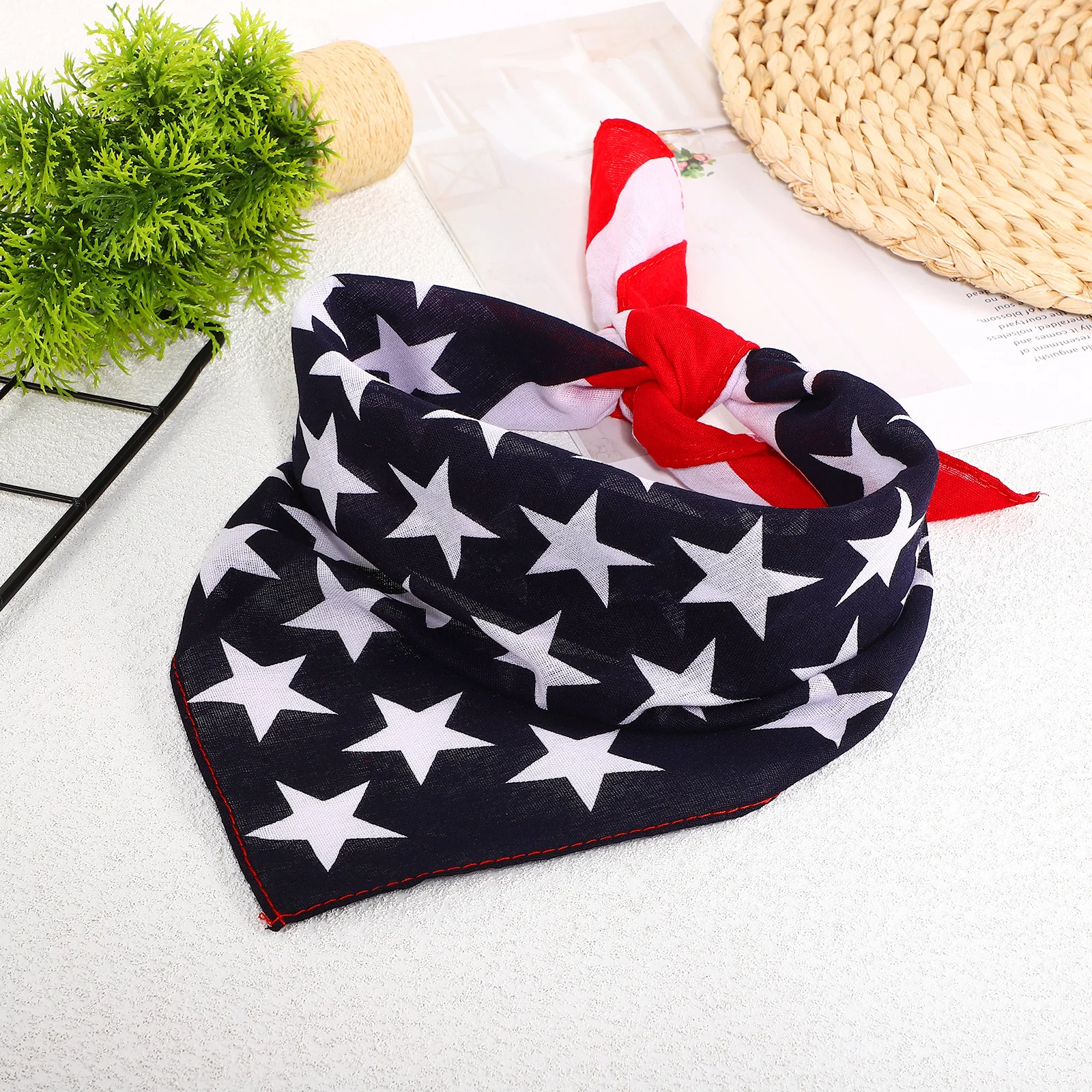 

Pet Dog Triangle Scarf American Flag Pattern Collar Bib Saliva Towel Puppy Dress Up Party Accessory Collar Bib for Pet