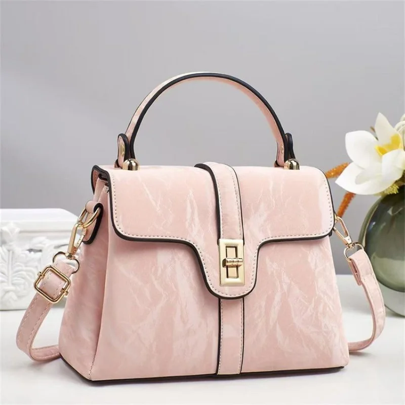 

Luxury Designer Tote Bag In Premium Leather Structured Shape Dual Handles Versatile