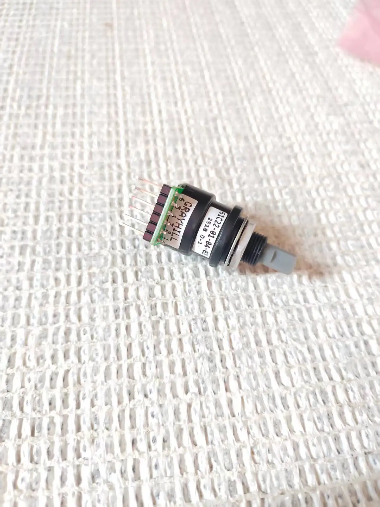 للعلامة التجارية الجديدة جهاز التشفير البصري Grayhill 61C221-04-02 مكوك دوار بمقبض