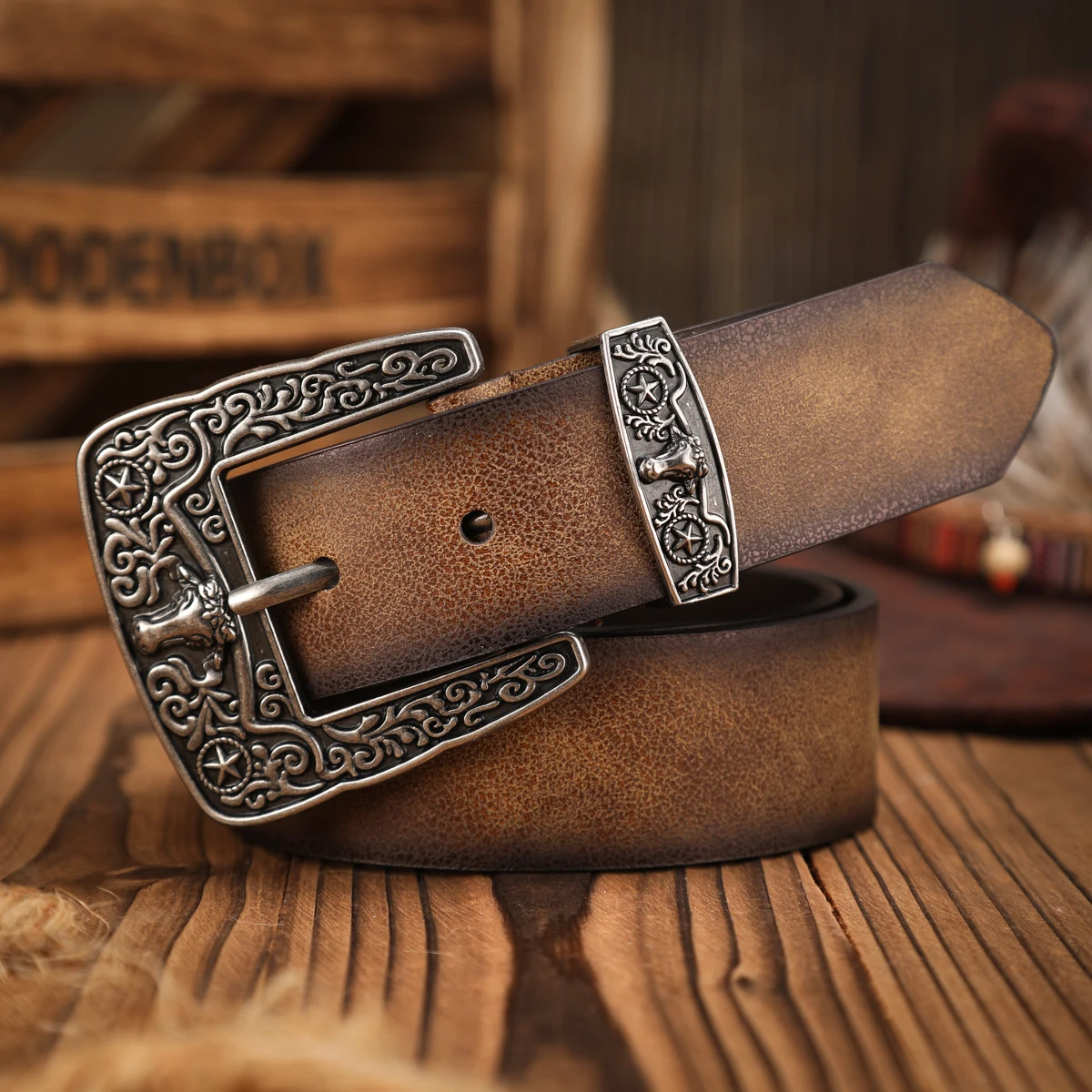 Ein lässiger, individueller und Retro-Gürtel, ein Kleidungsaccessoire im Western-Stil, Metallschnalle, PU-Gürtel, geeignet für Männer und Frauen – Detail 5