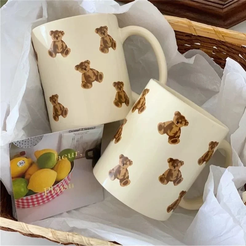 Retro Cry Bear Cerc…