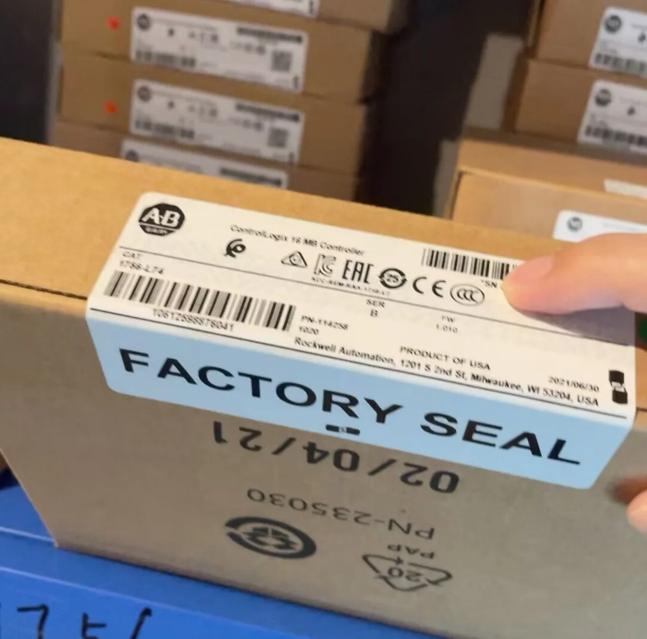 1Pc Nieuwe Ab 1756-L74 1756L74 B In Doos Merk