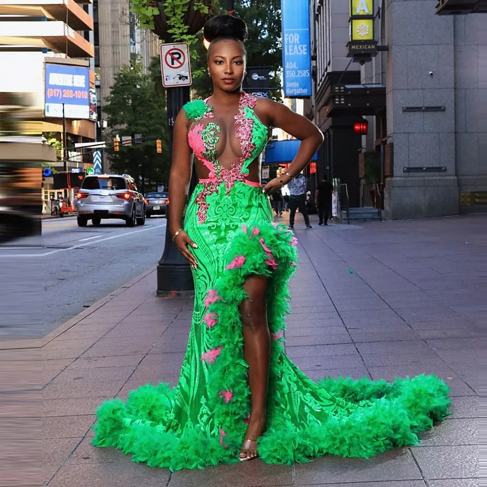 Aso Ebi Green Prom Dresses With Feathers Lace Appliques Sexy Illusion Mermaid Evening Party Dress African Women Party Gowns