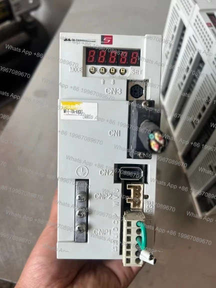 Usado, servocontrolador de 50 vatios MR-E-70A-KH003, equipo usado original genuino