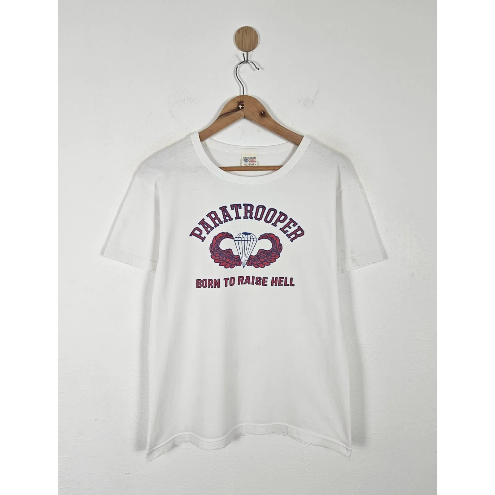 

Рубашка Buzz Rickson Paratrooper Born to Raise Hell