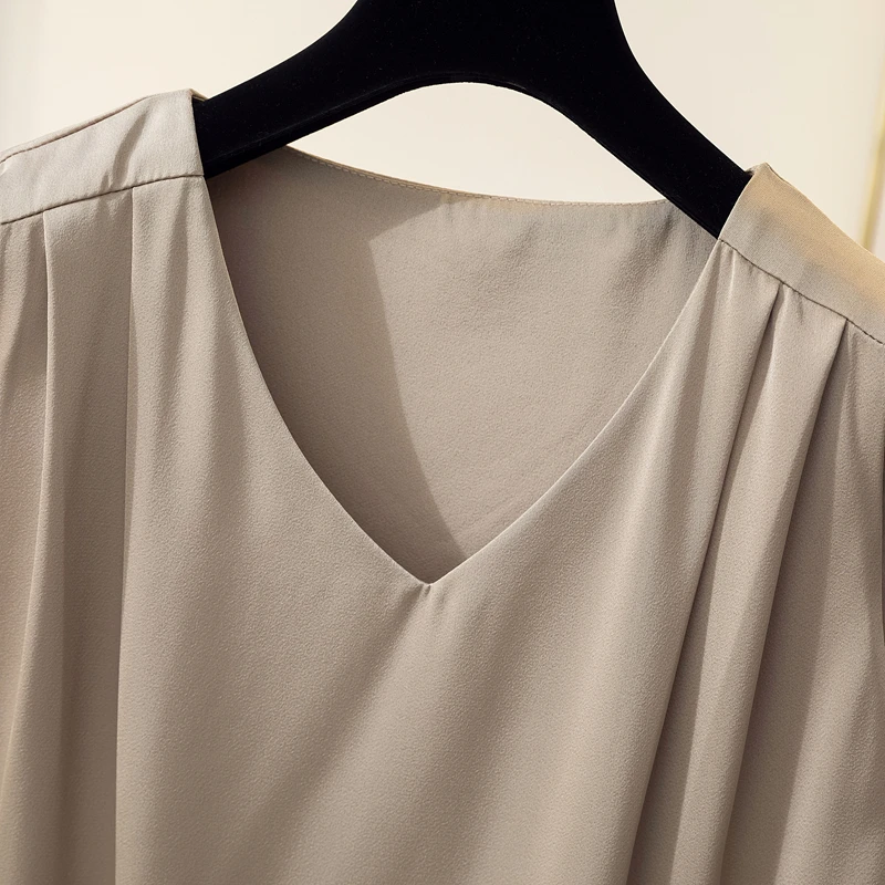 New 2024 summer Women's satin camisole top for summer wear loose and slim top