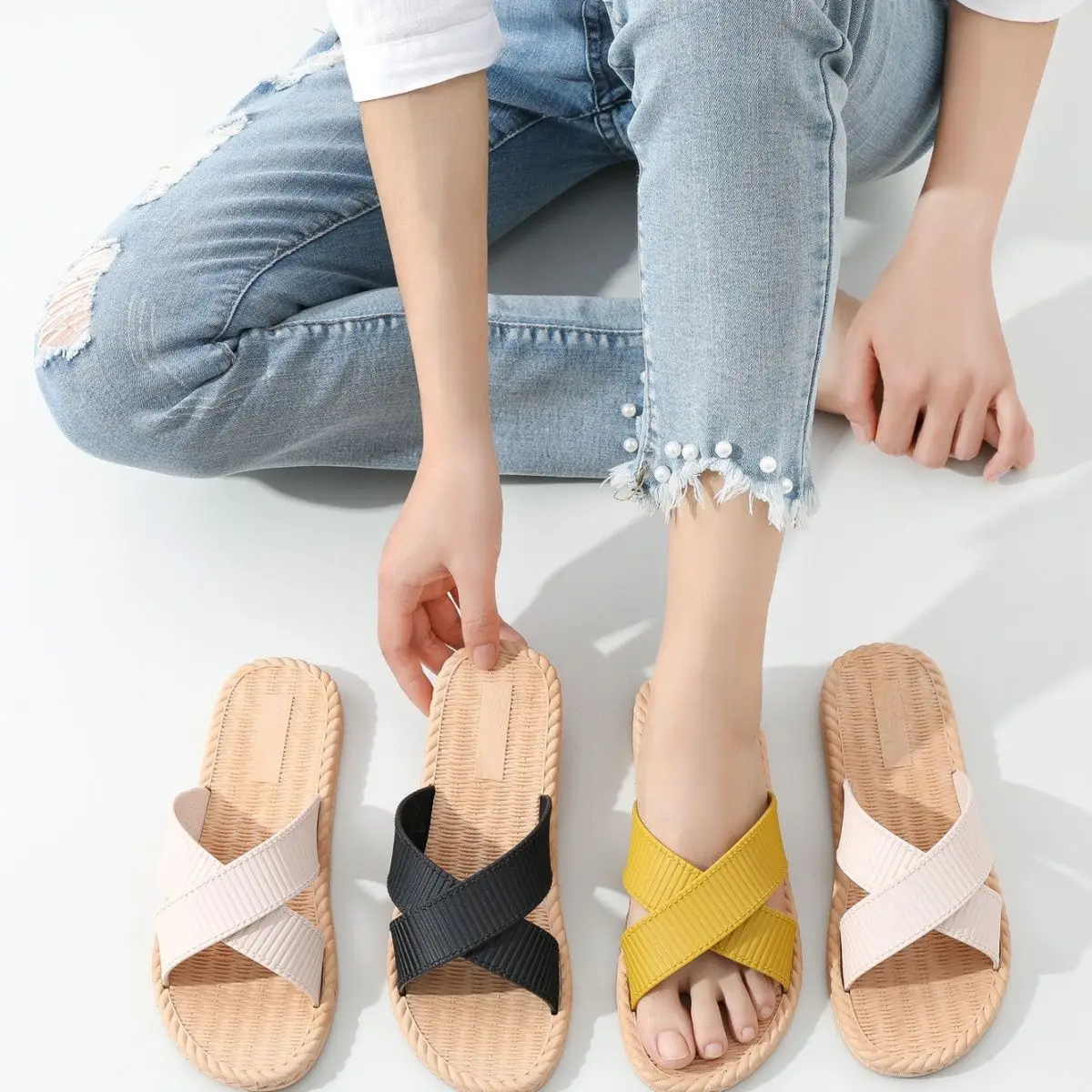 2026 New Korean Style Women Slippers Quick Dry Anti Slip for Outdoor Indoor Beach Shower Office Fashionable