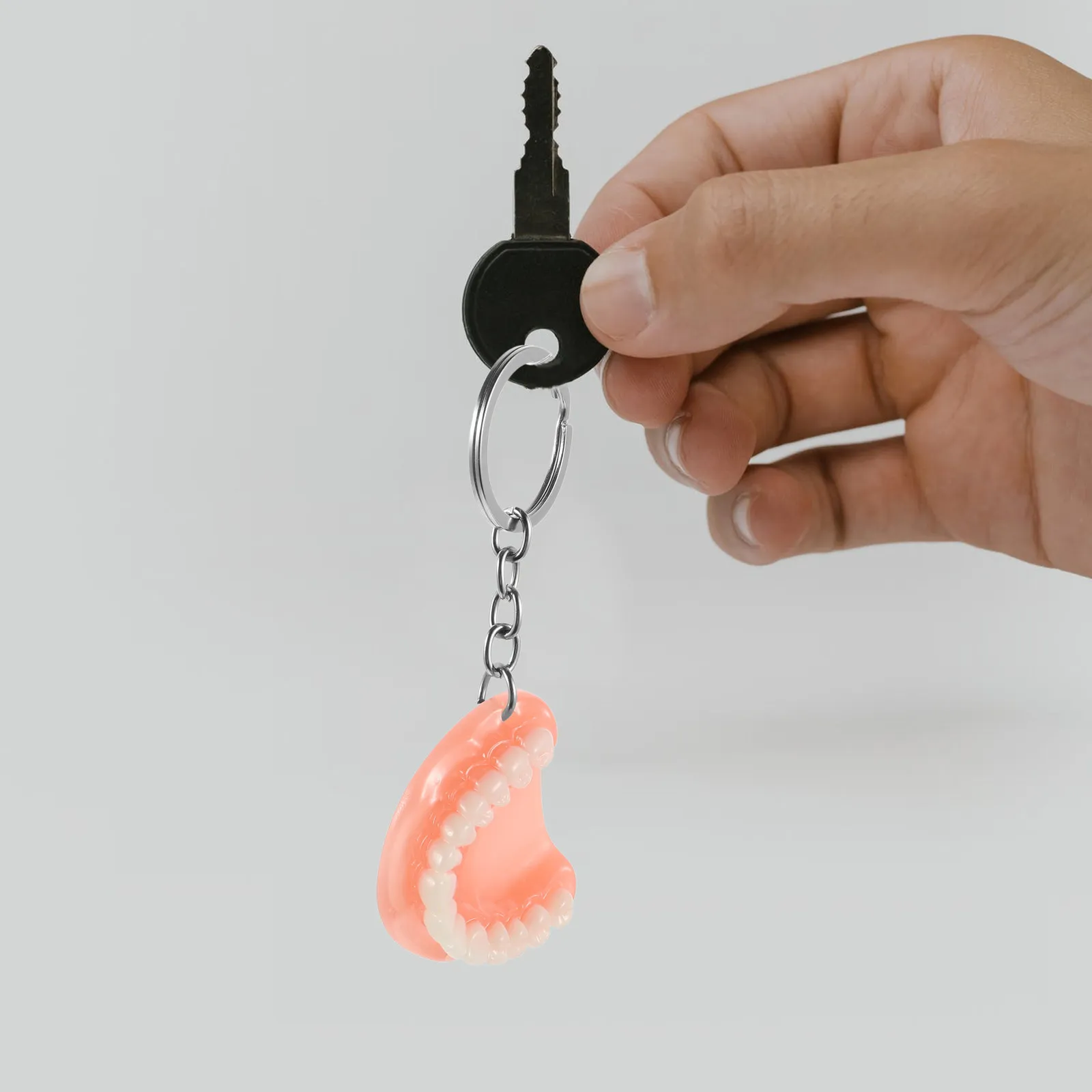1Pcs Denture Keychain Halloween Theme Resin Funny Spoof Creative Key Ring Hanging Decor for Keys Backpack Lanyard Supply