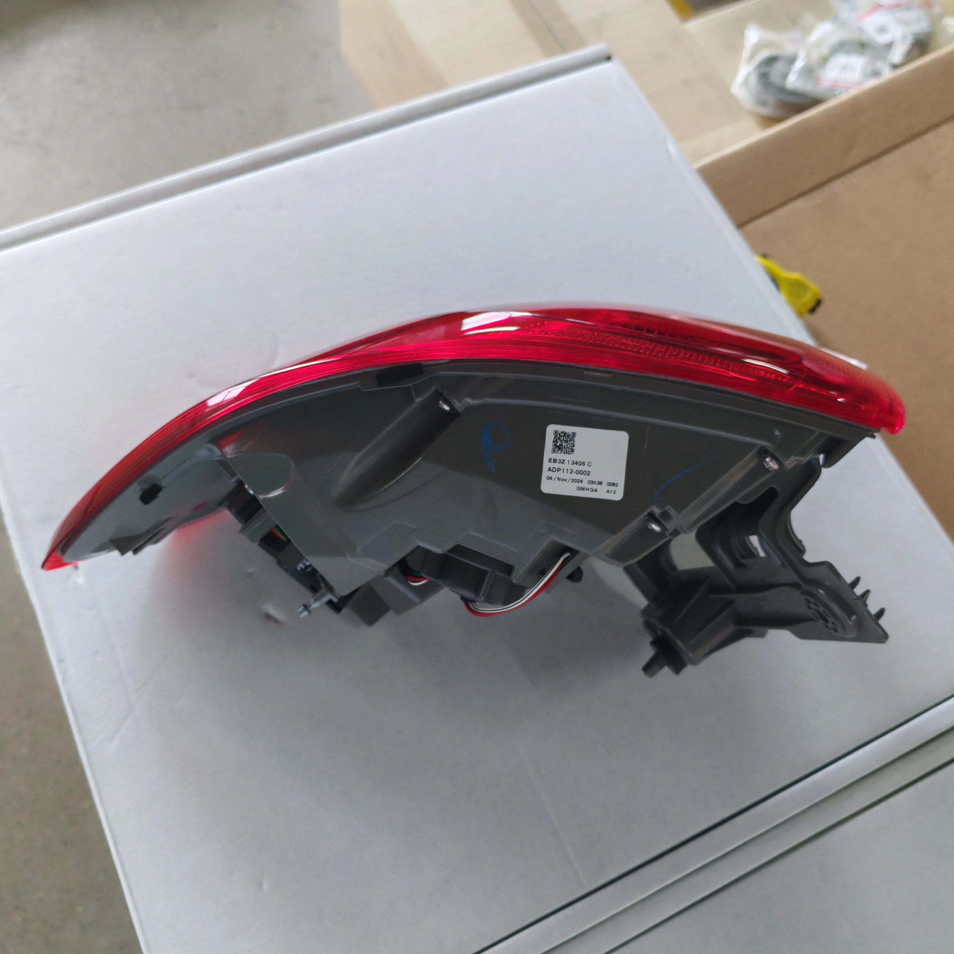 مجموعة الضوء الخلفي الأيسر الأصلي لسيارة فورد ايفرست OEM EB3Z13405C EB3Z 13405 C #3