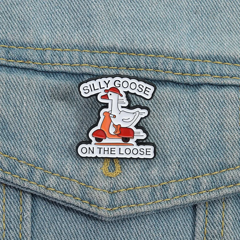 Novelty White Goose Riding Scooter Metal Lapel Pin Funny Animal Quote Enamel Badge Denim Jacket Bag StatementOrnamentAccessories