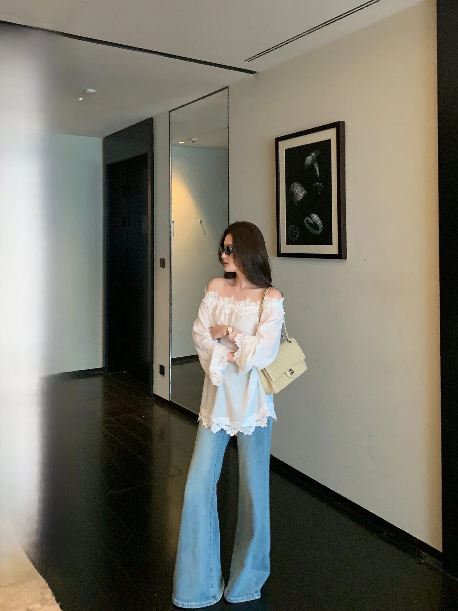 Pusumede Romantic Flared Lace Collar Loose Casual Shoulder Bared Shirt Women's Design Sense Long Sleeve One-Shoulder Top