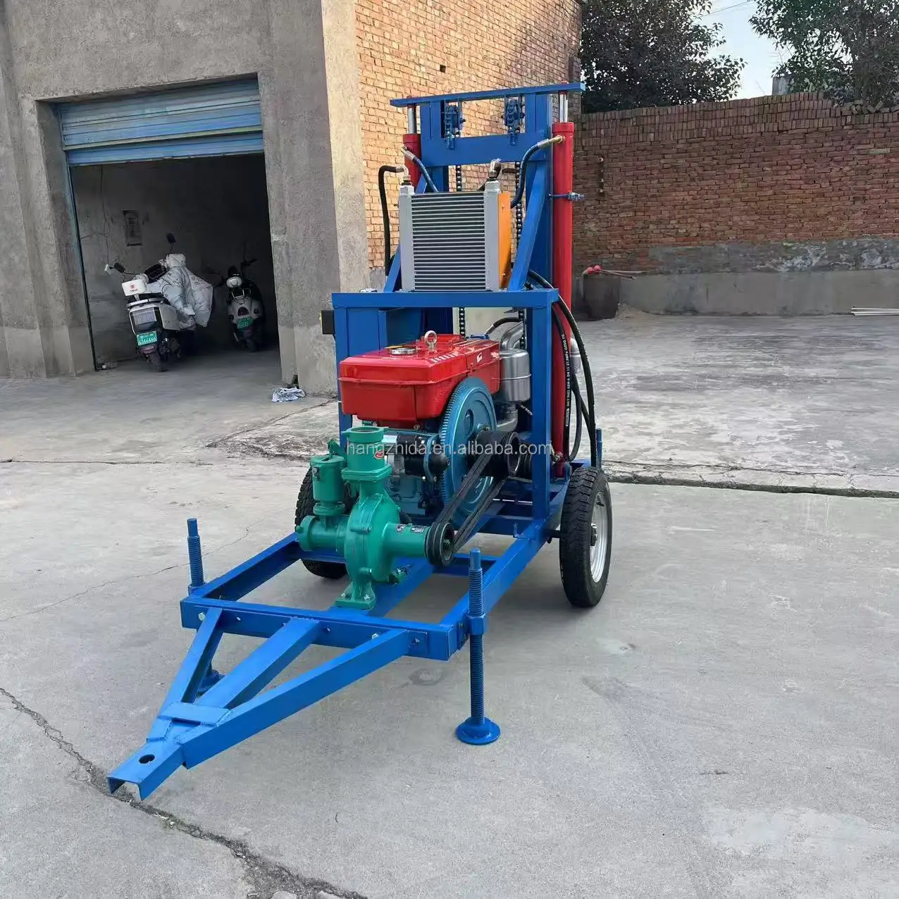 China New Top Mini Water Well Drill Rig 200 m Small Borehole Water Well Drilling Machine for Digging Water Well
