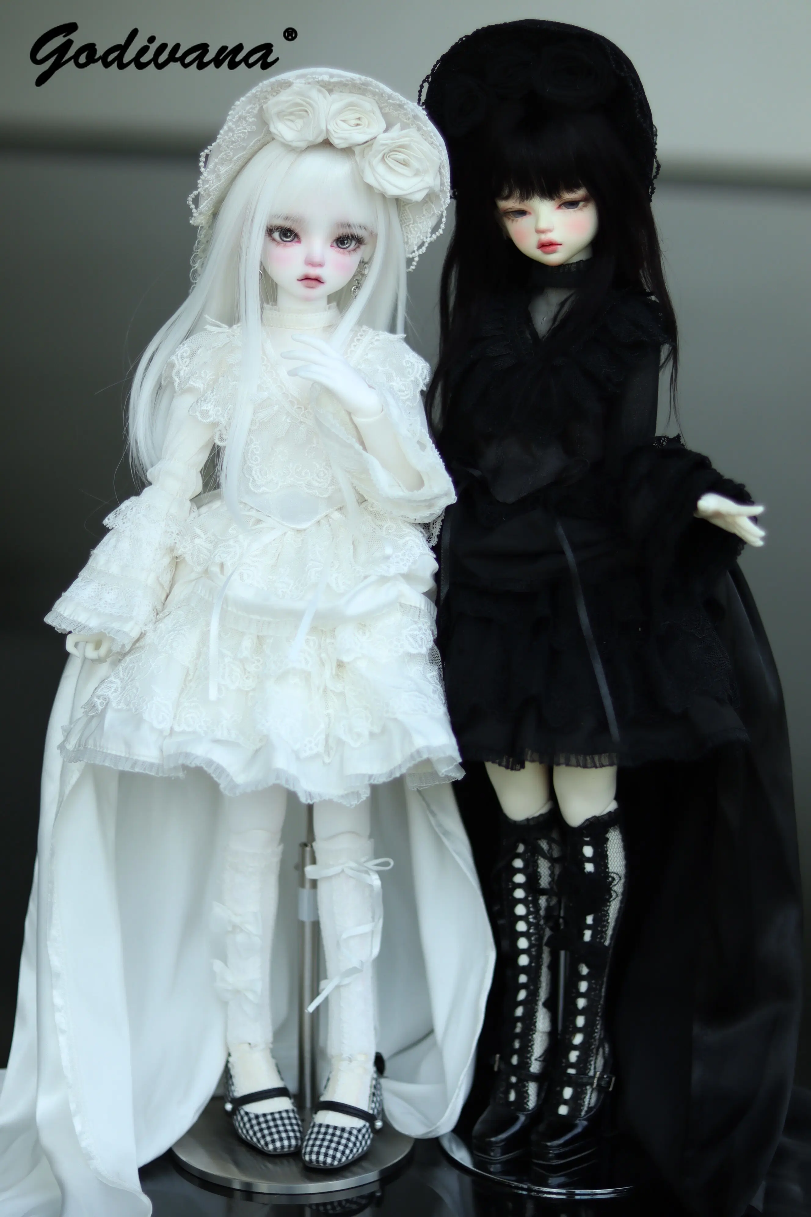 Elegant Vintage Gothic White and Black Lolita Wedding‑style Doll Outfit High End Heavy Lace Embroidery Dress for 1/4 BJD Dolls