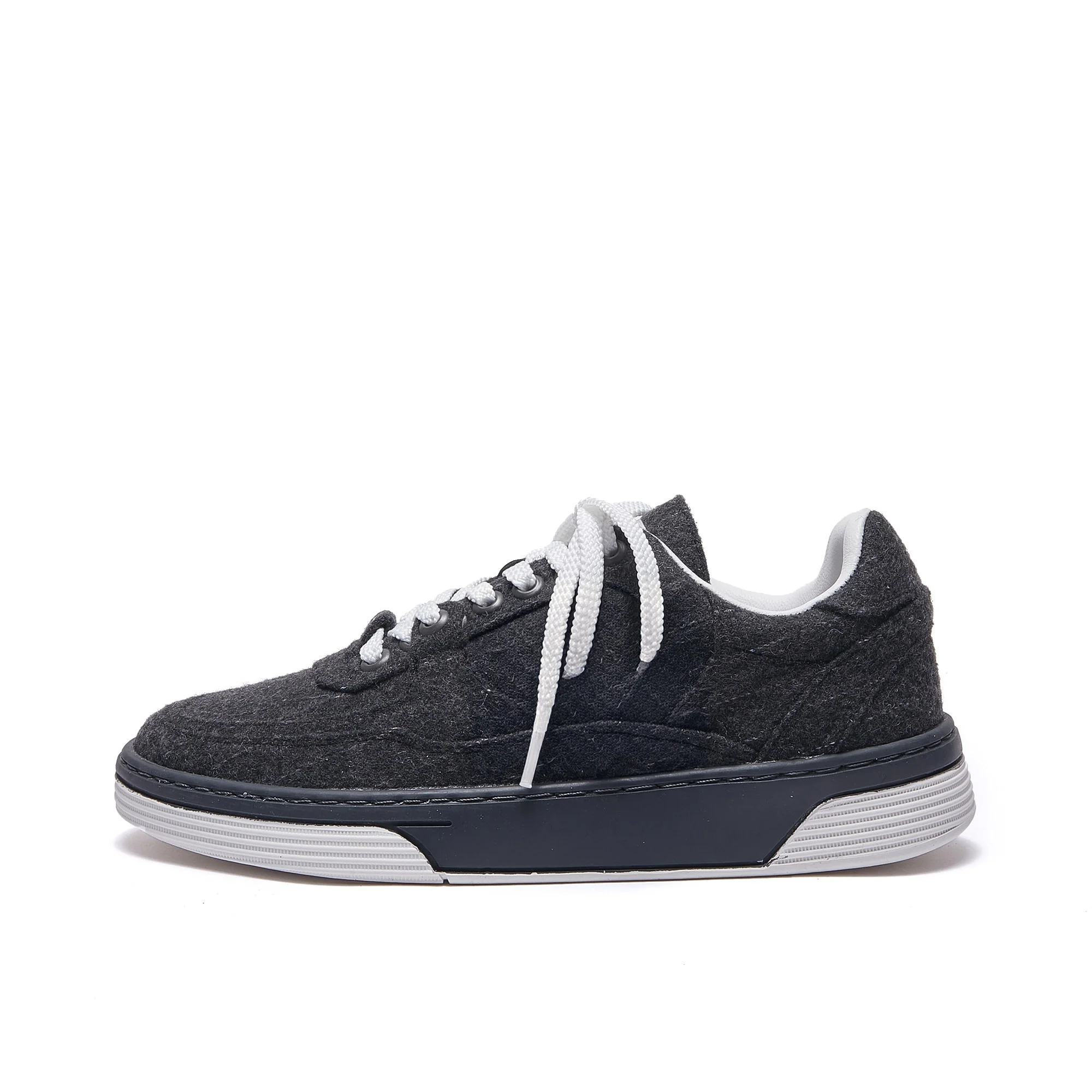 Light‑step Walking Experience Unisex Board Shoes Men Women Casual Skate Sneakers Low‑weight Mid‑sole Flexible Anti‑skid Outsole Lace‑up Low‑top Footwear Breathable Lining For Commuting School Dating Shopping Street Travel Party Scenarios