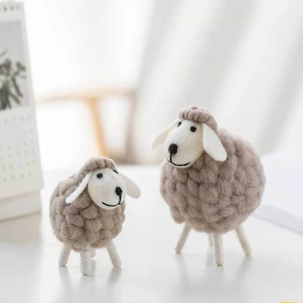 Mini Cute Wool Holiday Christmas Ornament Statue Miniature Party Supplies Felt Sheep Figurines Home Decoration