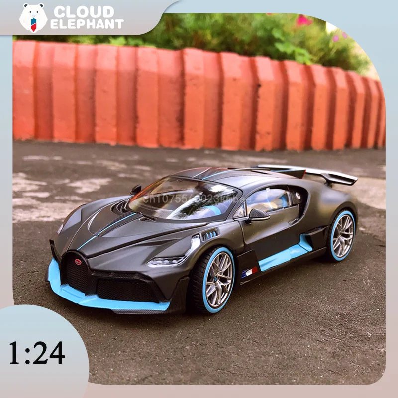 1:24 Maisto Bugatti Chiron Divo Series Model Alloy Diecast Sport Vehicle Model Collection Desktop Decoration Kids Birthday Gifts