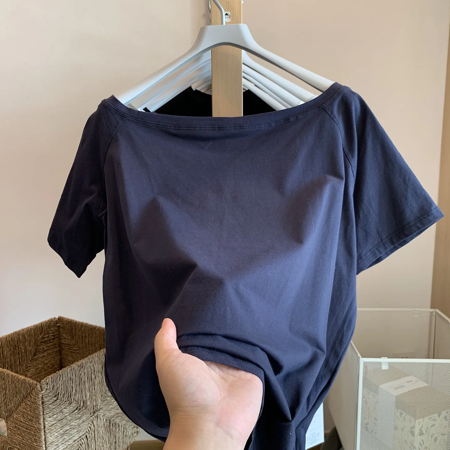 Women's Loose Short Sleeve T-Shirt Shoulder Bared Pure Color Summer High-End Feel Base Layer Inner Wear Top Commute Style