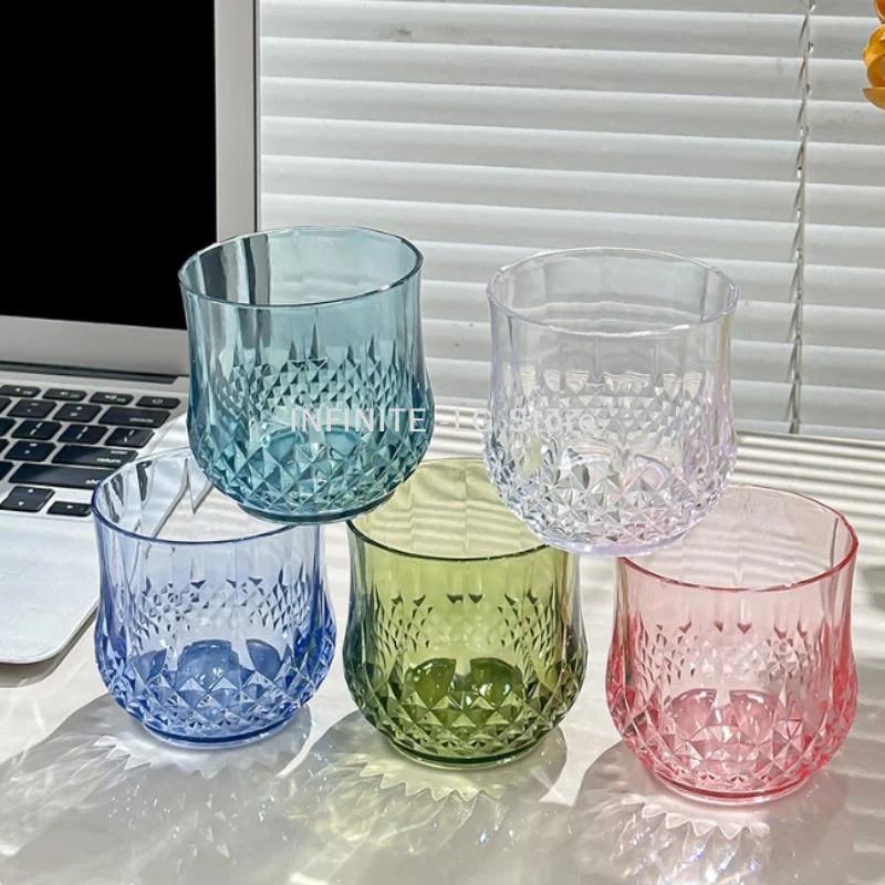 Plastic Wine Glasses Vintage Cut Design Unbreakable 220ml Goblets for Cocktail Bar Wedding Events Outdoor Party Use