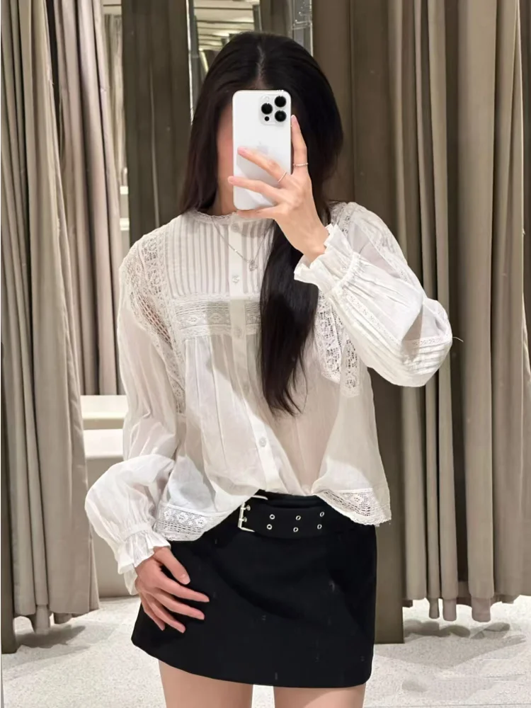 

Spring 2026 Women's Sweet Fashion Long Sleeve round Neck Embroidered Hollow out Shirt French Style Loose Fit Pure Cotton Butt...