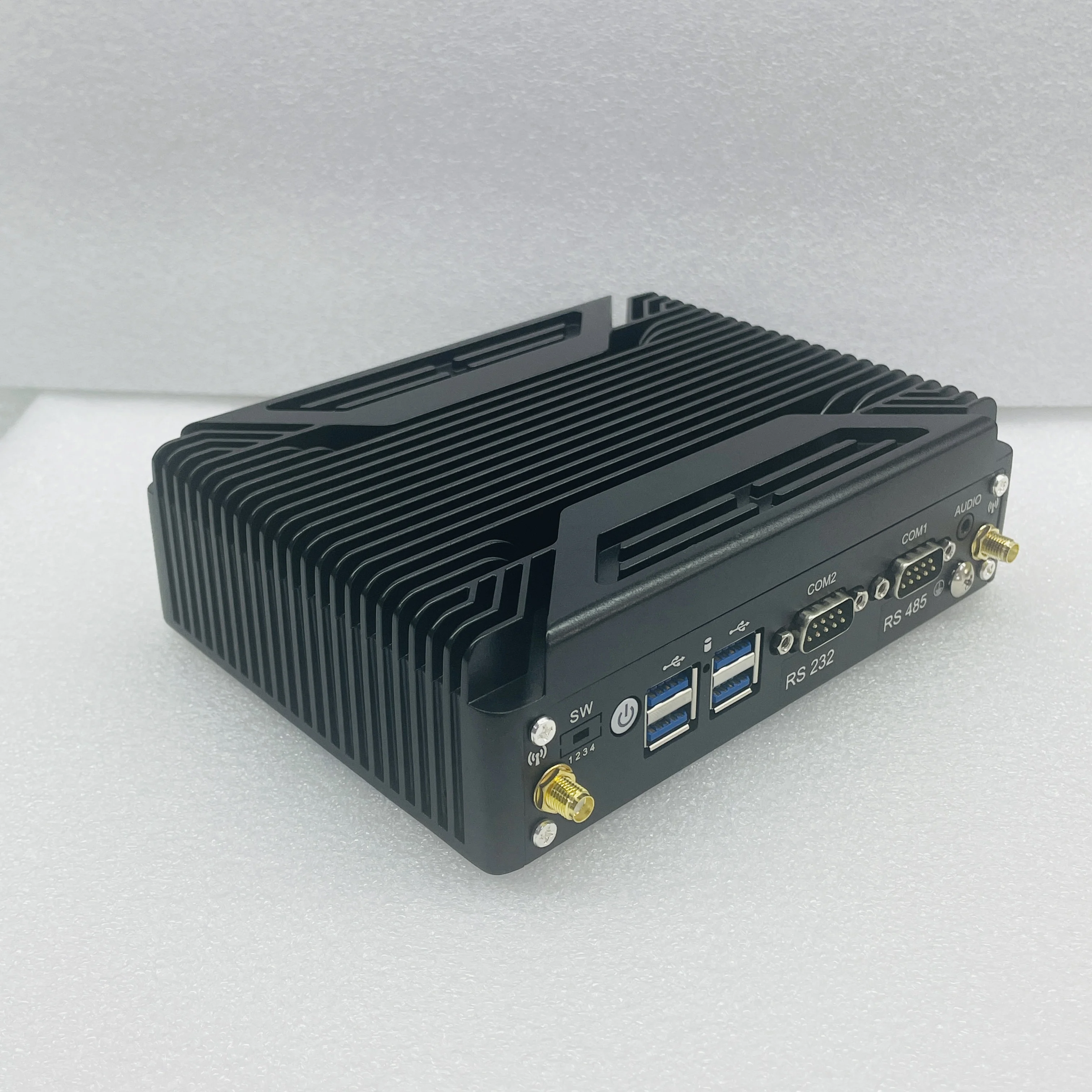 

J6412 2LAN 6USB 2COM WIFI VGA DC12V WIFI Fanless Industrial Nano PC Box