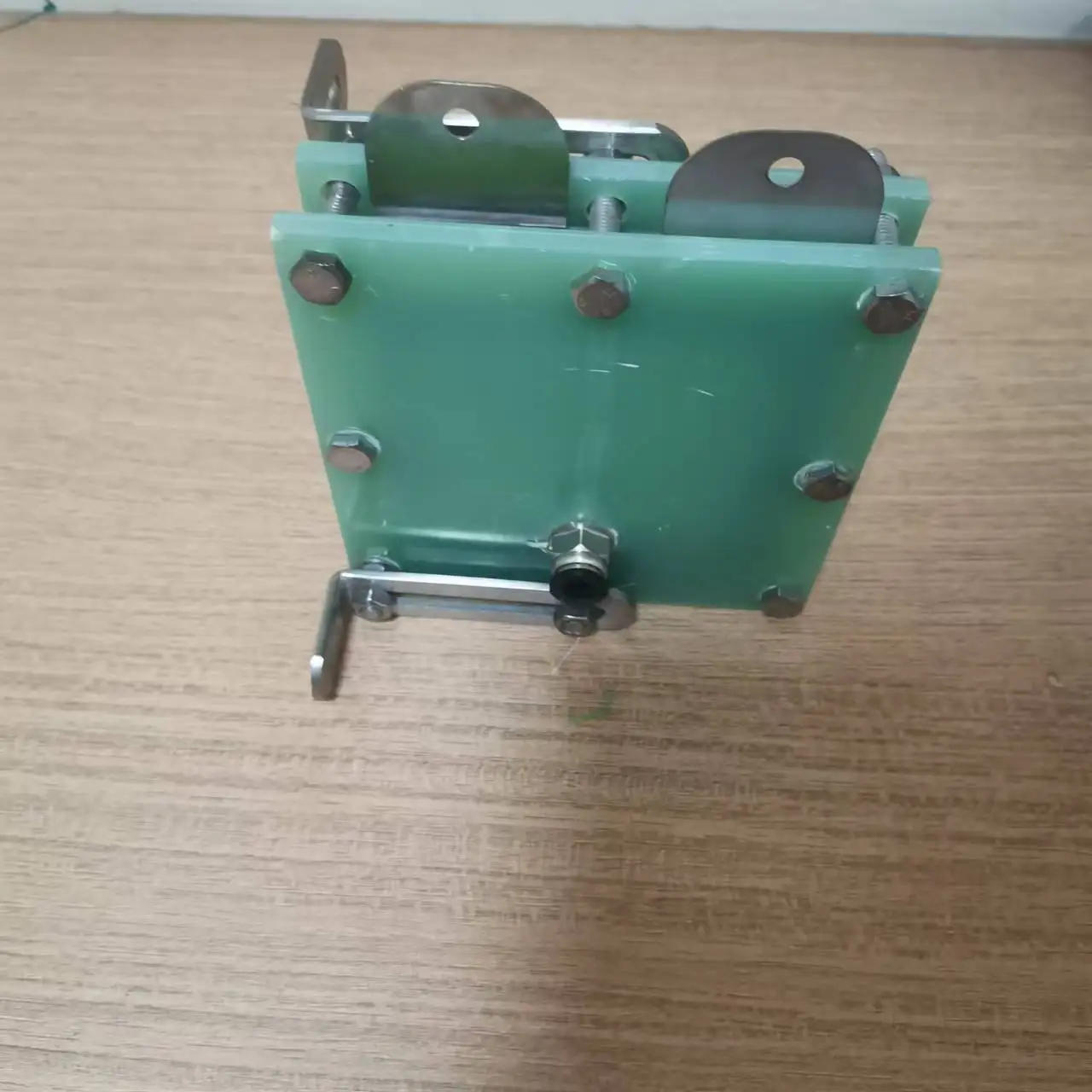 electrochemical hydrogen generator cell