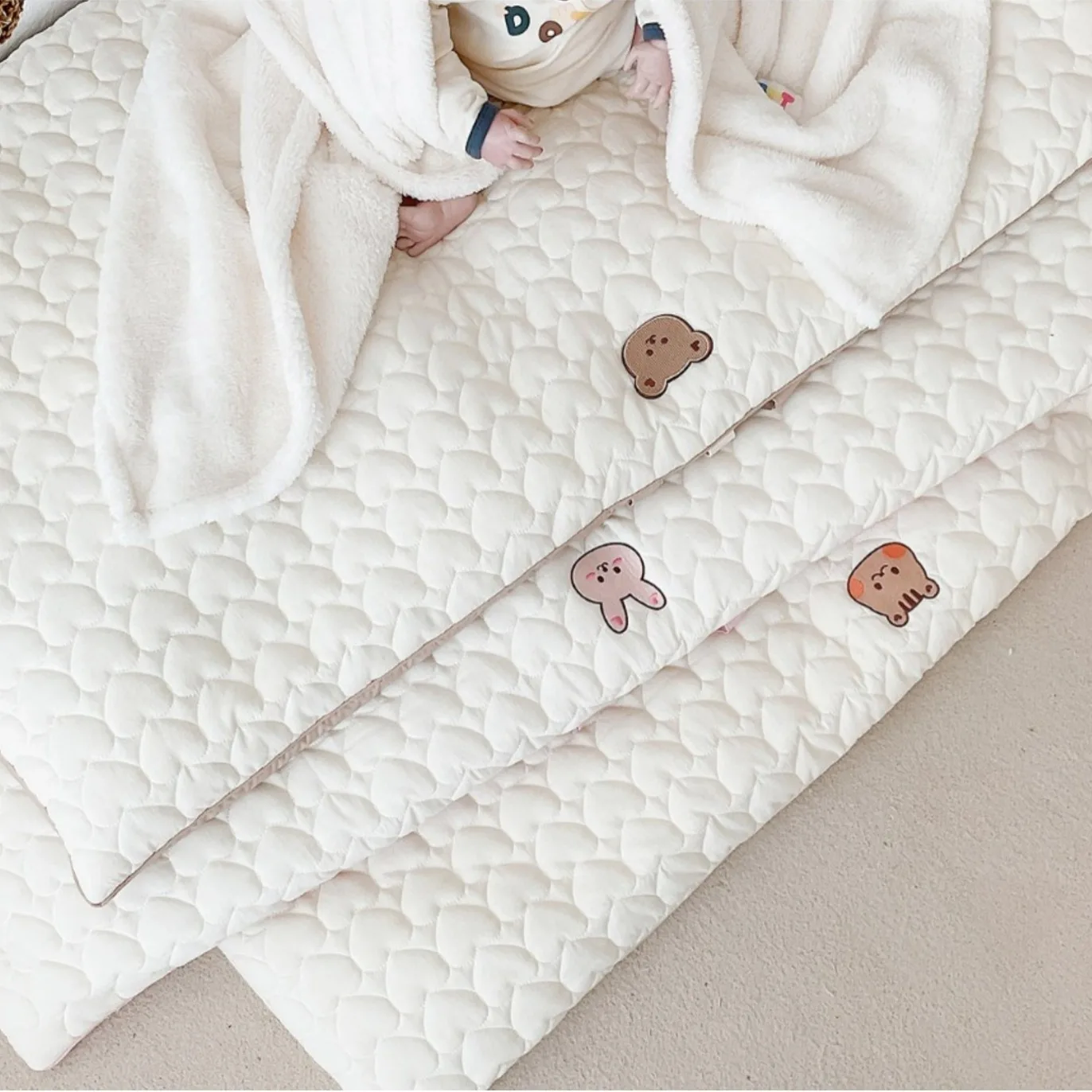 Ins Newborn Baby Quilting Embroidery Pure Cotton Breathable Go Out Nap Pad Folding Portable Mattress Kindergarten Machine