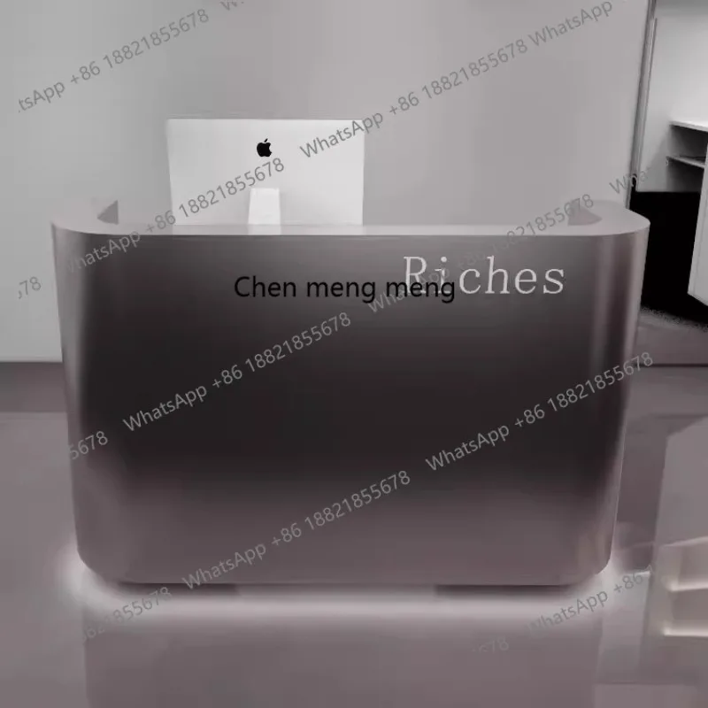 متجر لبيع الملابس طاولة بار من الفولاذ المقاوم للصدأ صفحة الخروج متجر حلاقة بسيط صالون تجميل مكتب الاستقبال