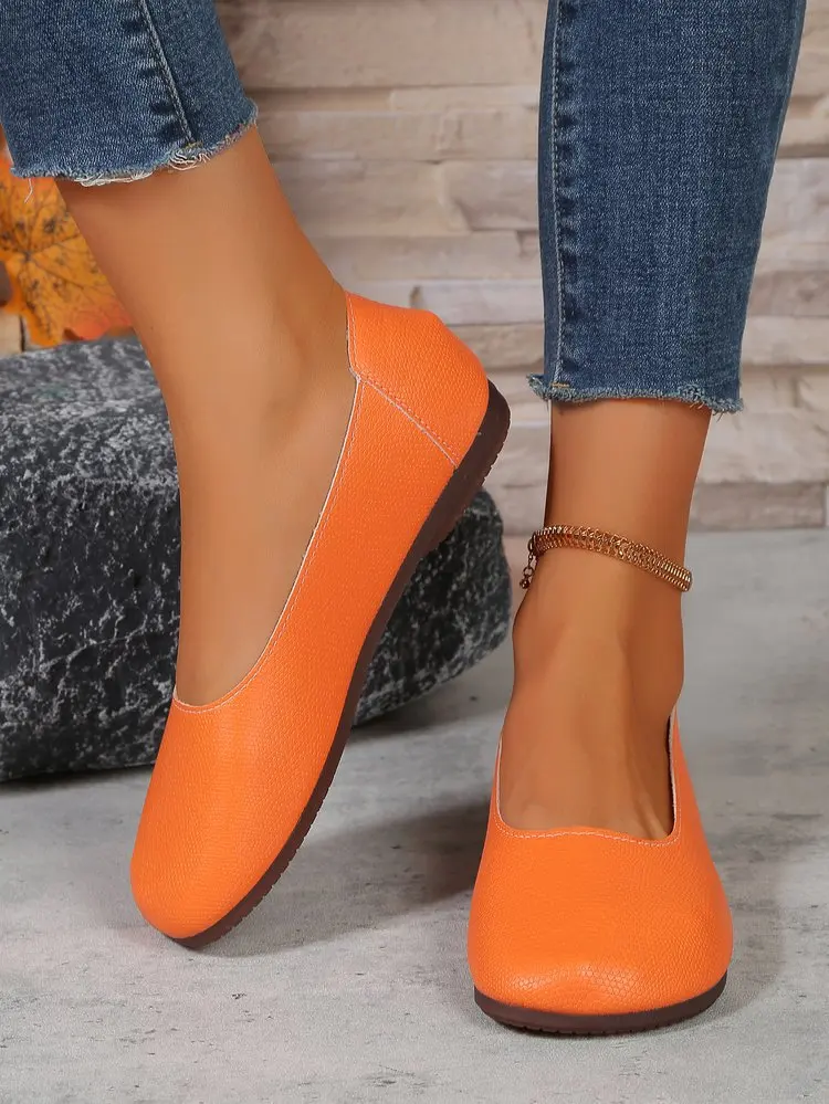 2026 نعل مسطح حذاء واحد جولة تو الفول أحذية جديدة لينة سوليد أحذية نسائية كبيرة الحجم حذاء واحد أحذية الجدة #6