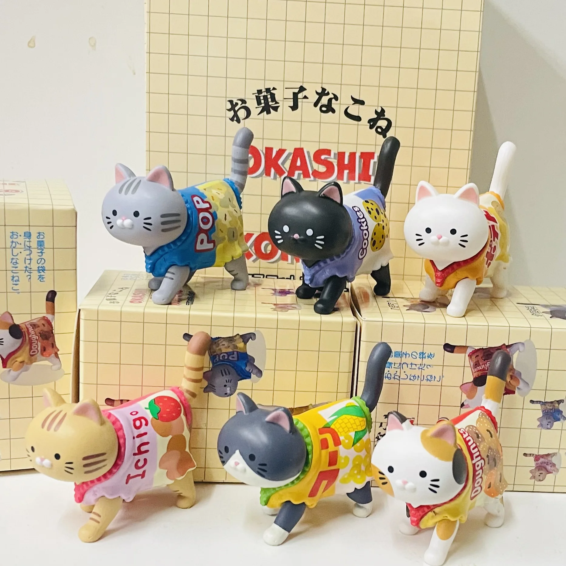 

Surprise Mofusand Mystery Box: Qualia Snack Cat Series Adorable Candy-Themed Desktop Decor Perfect Fun Gift for Cat & Anime Fans