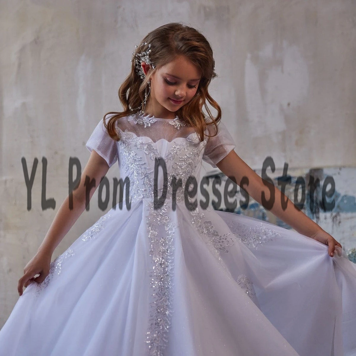 YL Illusion sukienki dla dziewczynek z wycięciem w kwiaty Sweep Train Glitter Sequined pierwsza komunia suknie Princess Baby Kids Party Dress