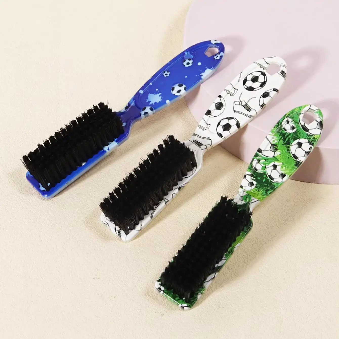 Professional hair styling brush, football grass shoe pattern, anti frizz and non damaging to hair, special for real hair wigs