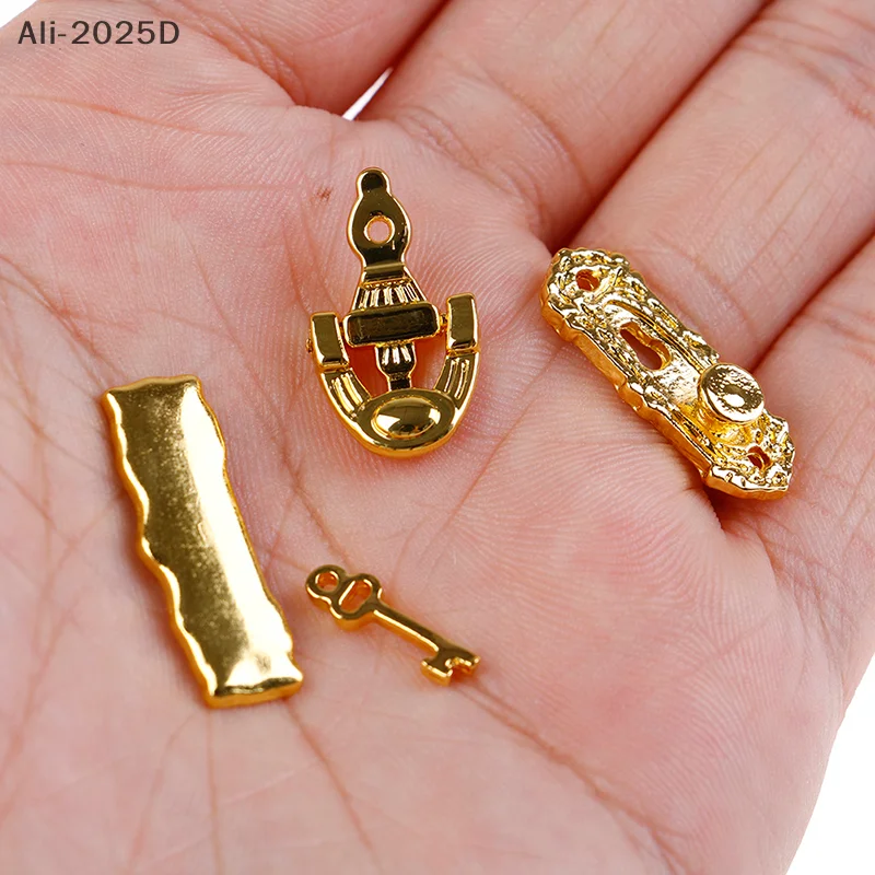 

1:12 4PCS Metal Door Knocker Set Dollhouse Hardware Miniature Accessories